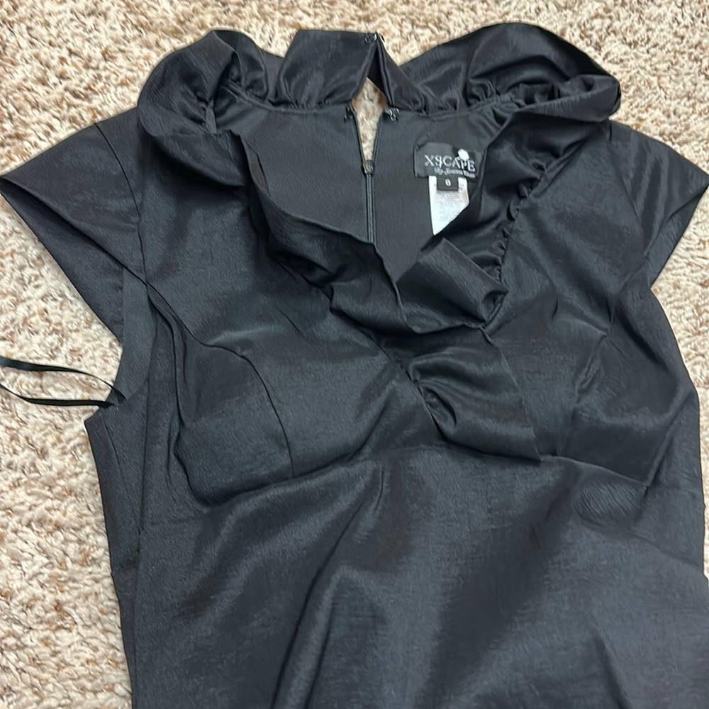 Xscape formal dress. Size 8 but fits more like a size 6